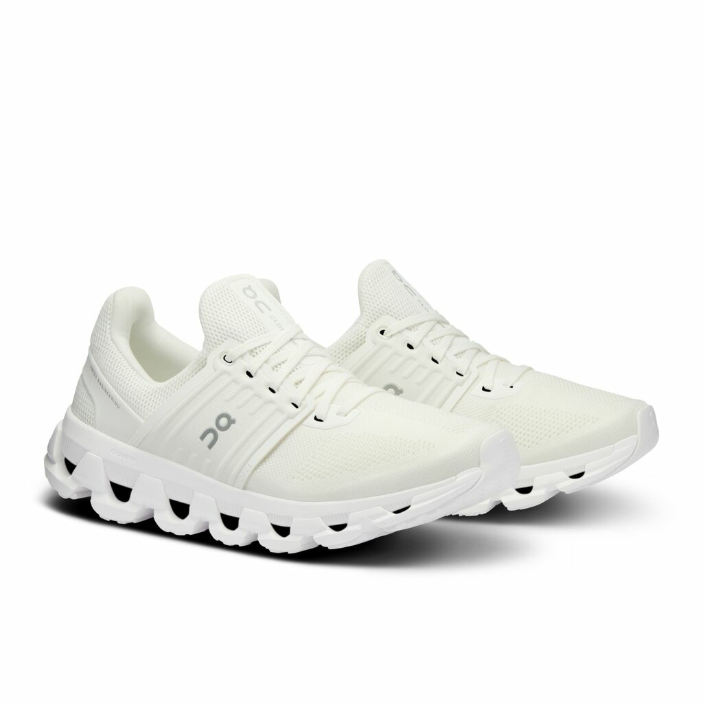 On Running Schoenen Cloudswift 3 Ad All White