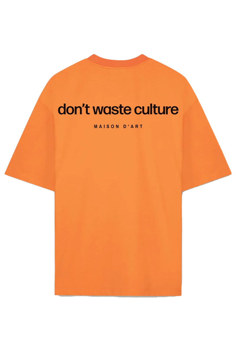 Don't Waste Culture T-shirt Cleo Oranje