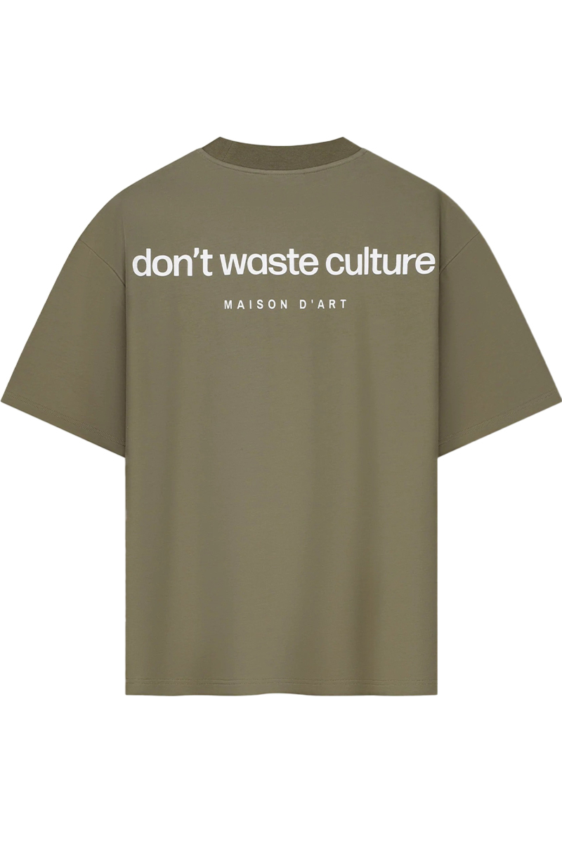 Don't Waste Culture T-shirt Cleo L-bruin